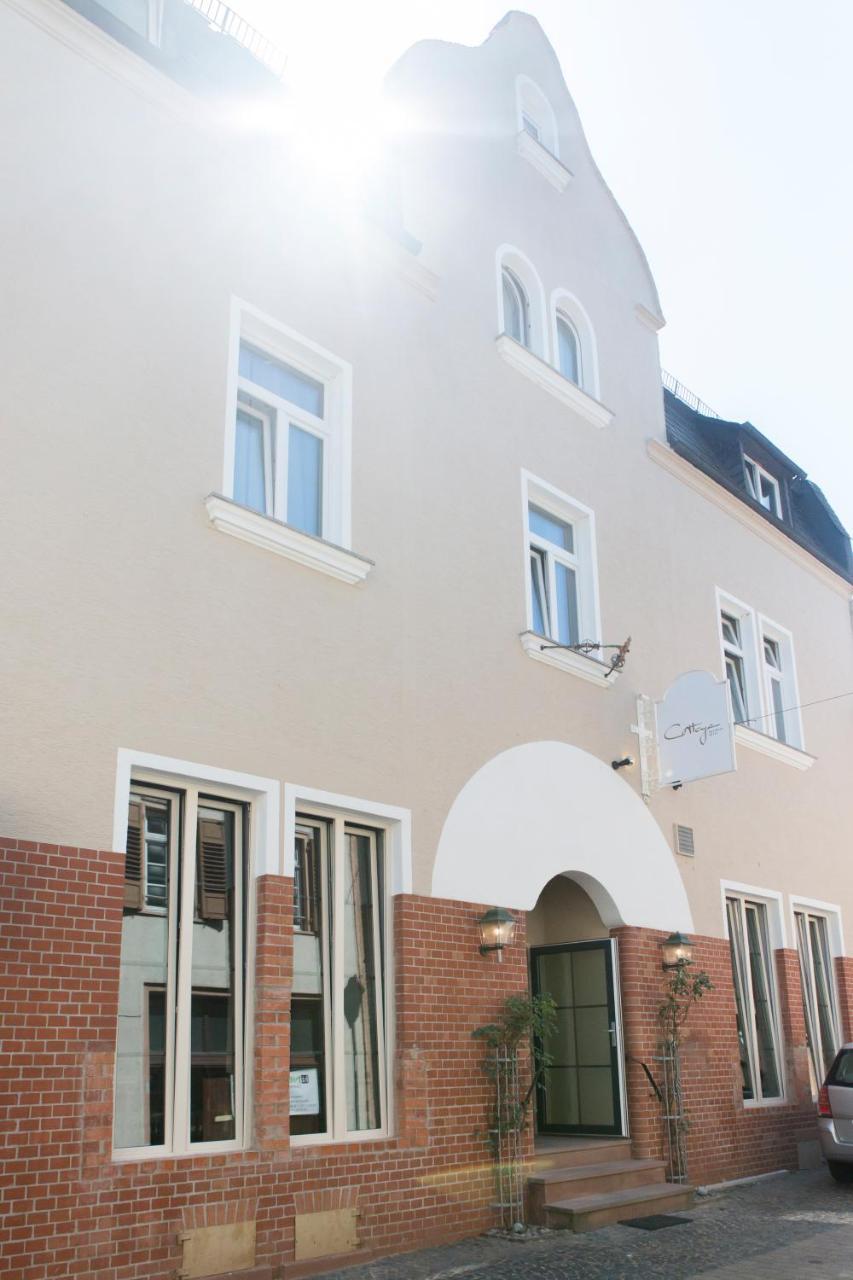 Cottage Rheingau Hotel Валлуф Экстерьер фото